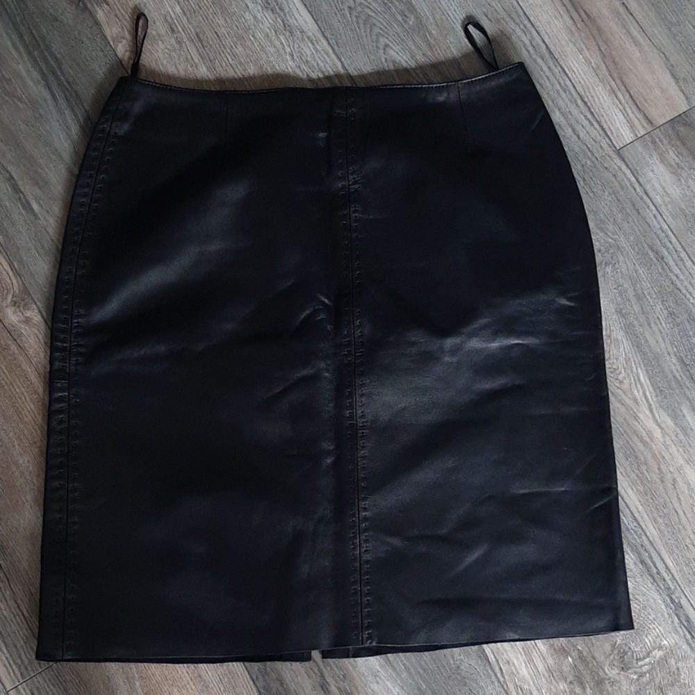 Petite Sophisticate Black Midi Skirt